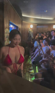 Jun Amaki delights fans at a Tokyo sauna