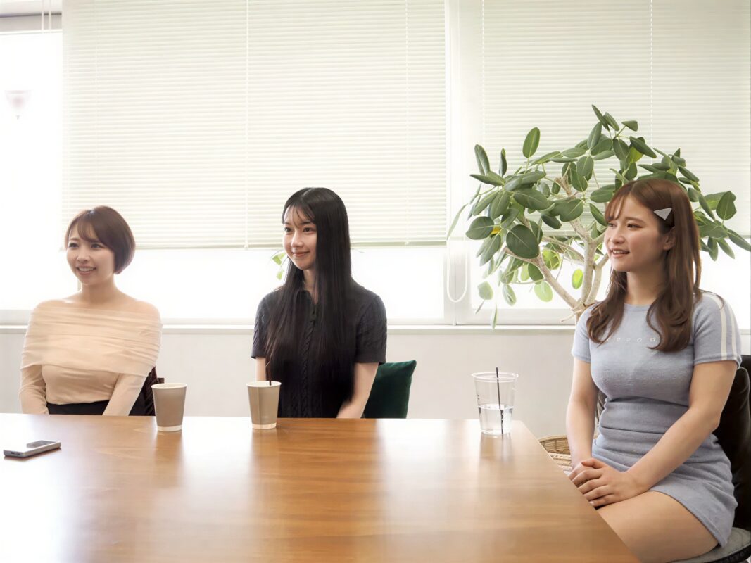 Interview with JAV actresses Riho Shishido, Rena Momozono, and Uta Miyoshi